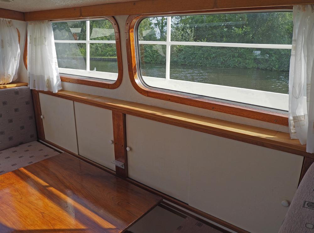 Vorschiff, Innenausstattung